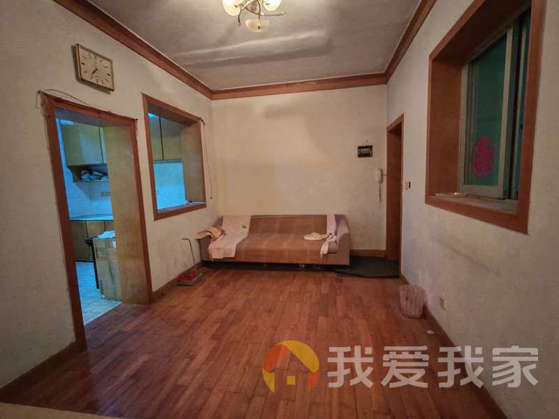 省政府大院 南北通透，采光好 近地铁 视野好，诚心出租