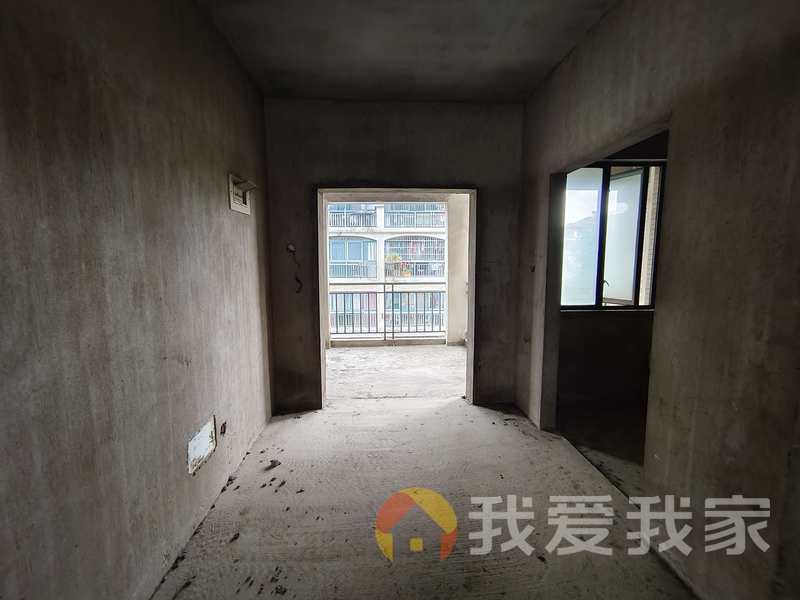 南昌居住主题公园牡丹香园 南北通透，采光好 视野好，诚心出售
