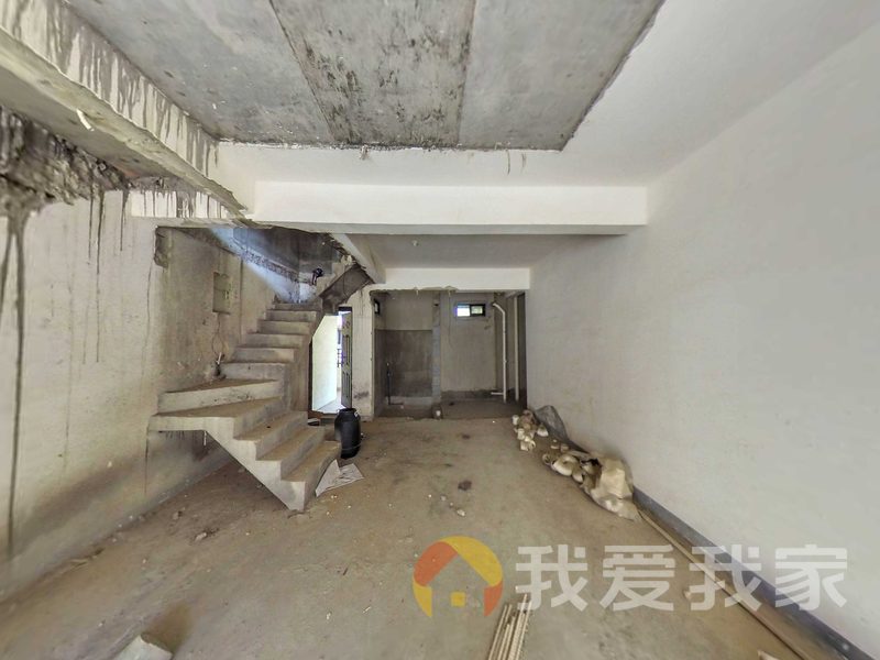 世茂大观南苑 南北通透，采光好 视野好，诚心出售
