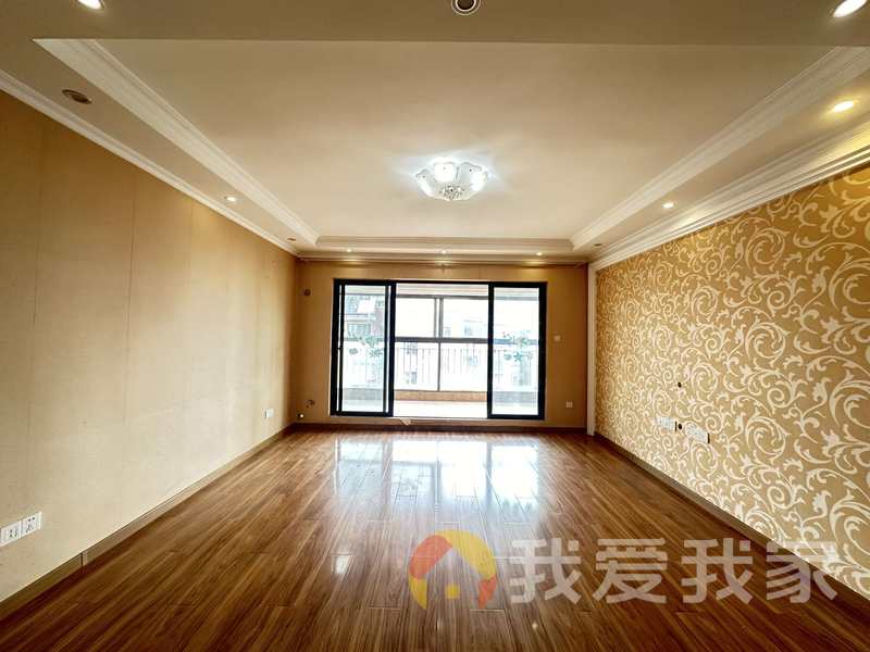 紫金园一期 南北通透，采光好 装修好，环镜优美 近地铁 视野好，诚心出售
