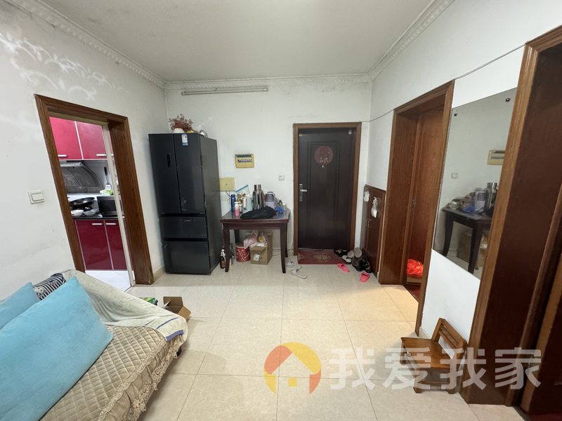 康桥绿城C区 南北通透，采光好 装修好，环镜优美 视野好，诚心出售
