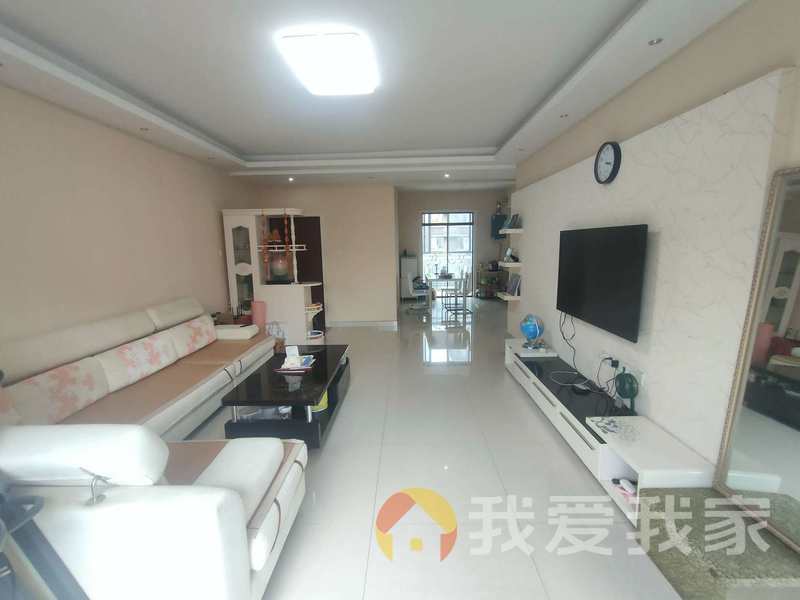 联发江岸汇景 南北通透，采光好 装修好，环镜优美 视野好，诚心出售