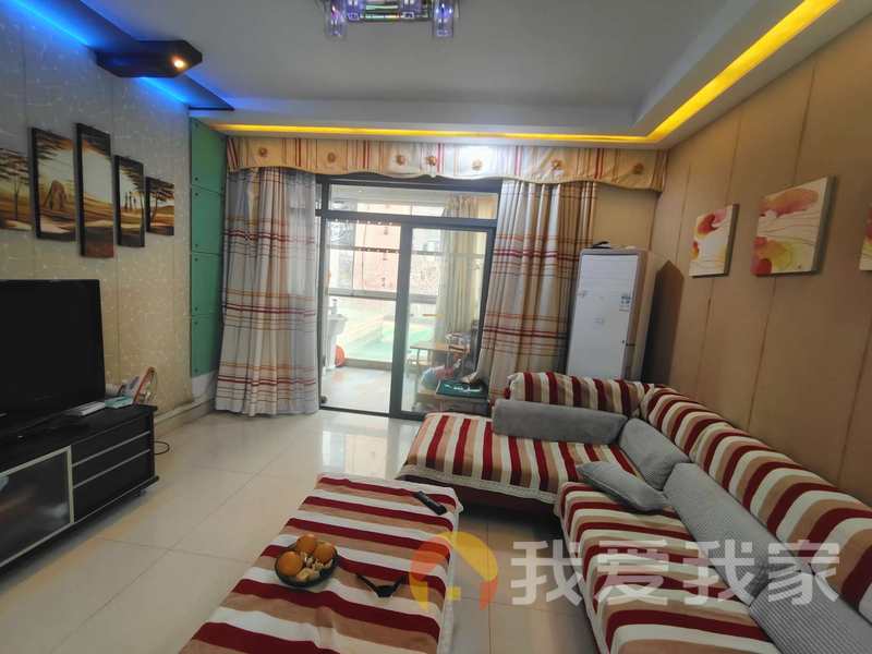 高能金域名都 南北通透，采光好 装修好，环镜优美 周边匹套完善，，出行方便
