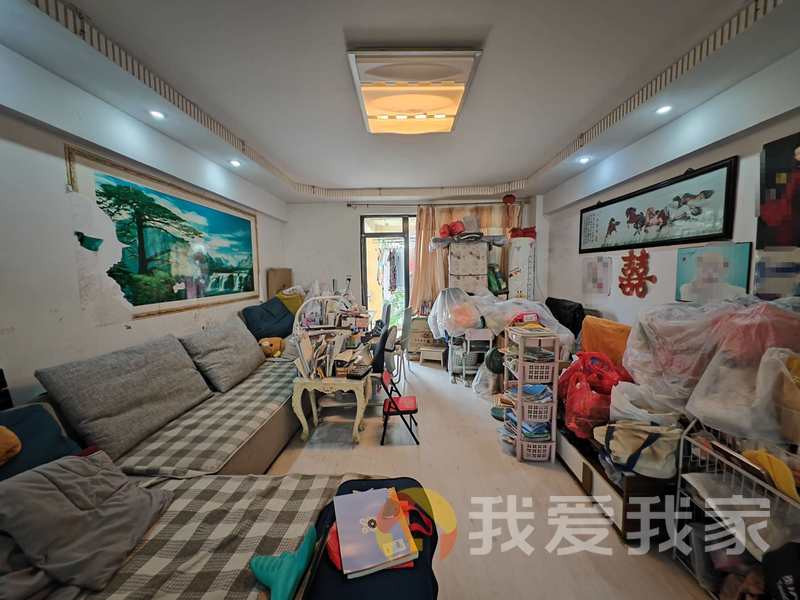万科四季花城北区紫薇苑 南北通透，采光好 近地铁 视野好，诚心出售