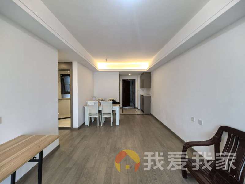 万科天空之城北区（二期） 南北通透，采光好 装修好，环镜优美 视野好，诚心出租