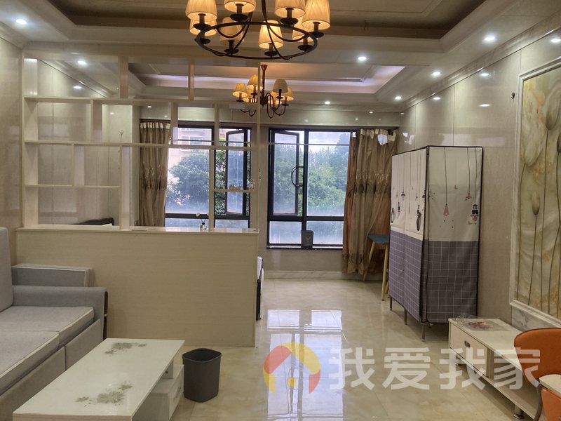 华南城一期九珑府 南北通透，采光好 装修好，环镜优美 周边匹套完善，，出行方便