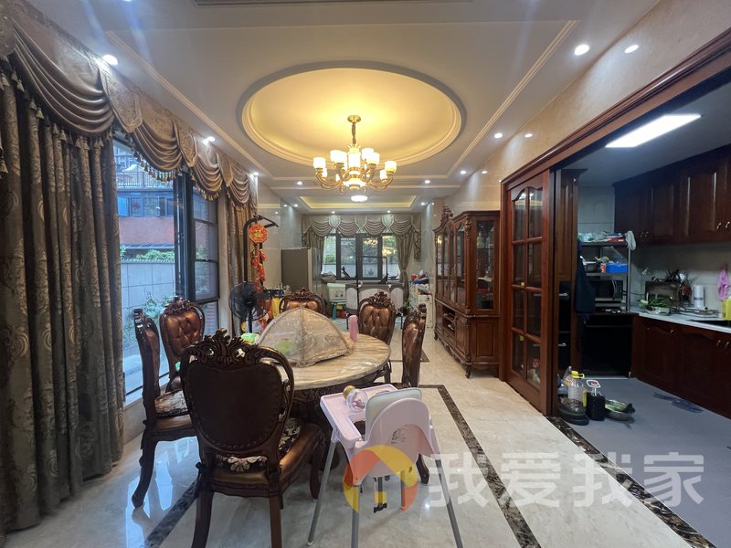 南昌我爱我家中骏蓝湾香郡 南北通透，采光好 装修好，环镜优美 视野好，诚心出售