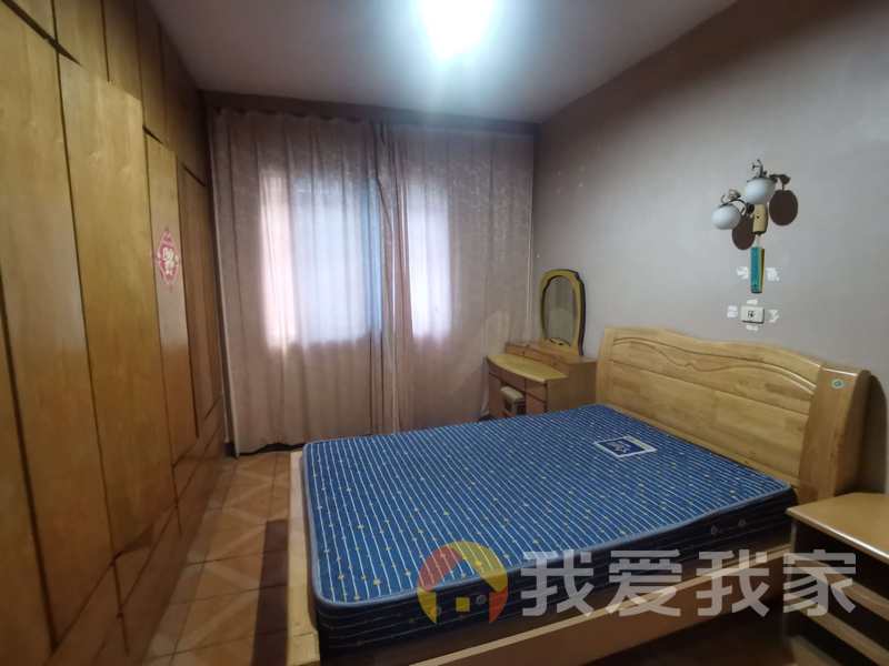 南昌我爱我家丁公路南柴宿舍 装修好，环镜优美 近地铁 视野好，诚心出售