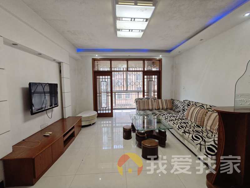 澄湖左岸 南北通透，采光好 装修好，环镜优美 视野好，诚心出租