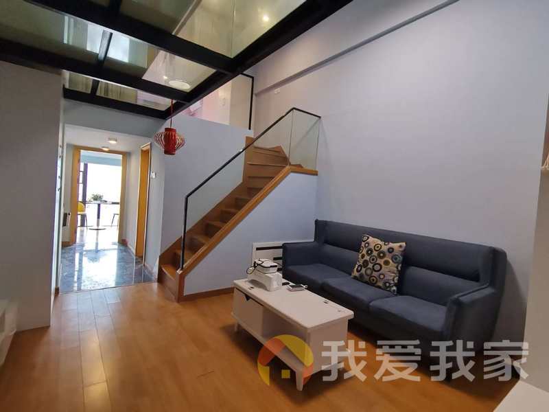 新力琥珀园一期 南北通透，采光好 装修好，环镜优美 中间楼层