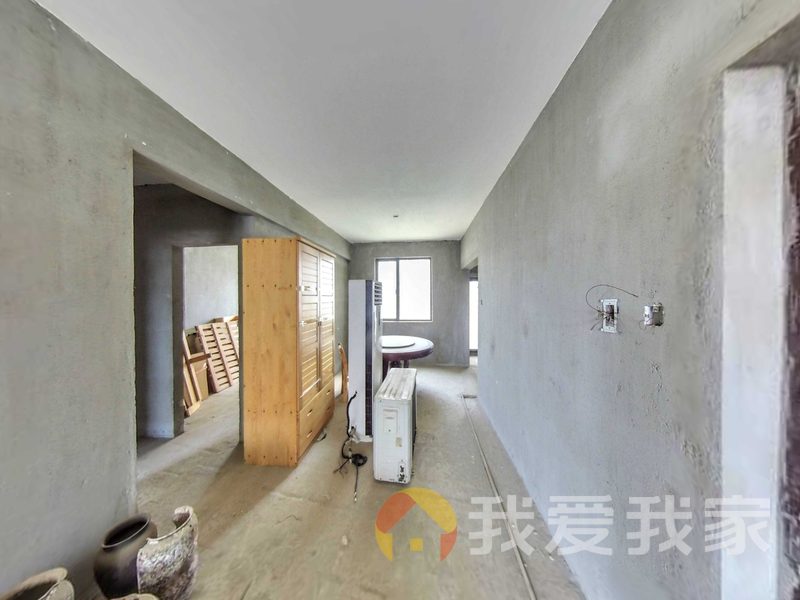 新建城B3区 南北通透，采光好 近地铁 中间楼层