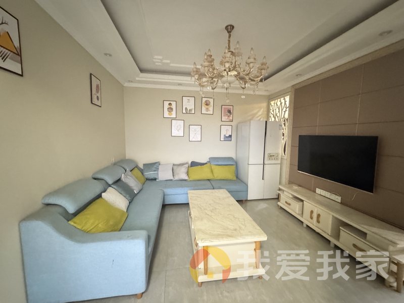 百城晶典 南北通透，采光好 装修好，环镜优美 视野好，诚心出租