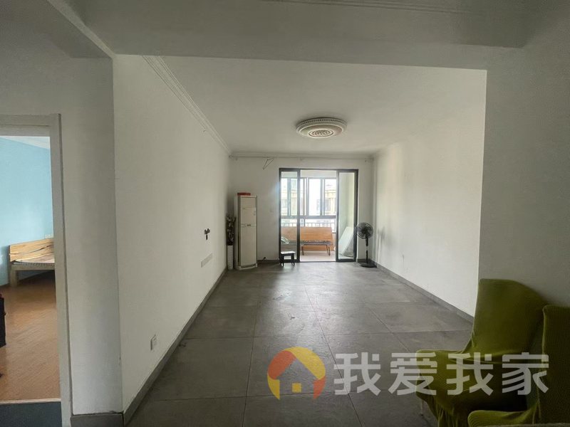 海亮尊园 南北通透，采光好 装修好，环镜优美 视野好，诚心出租