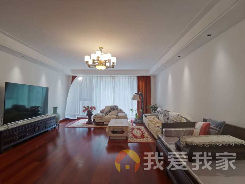 绿地象南中心(南浦锦城) 南北通透，采光好 装修好，环镜优美 周边匹套完善，，出行方便