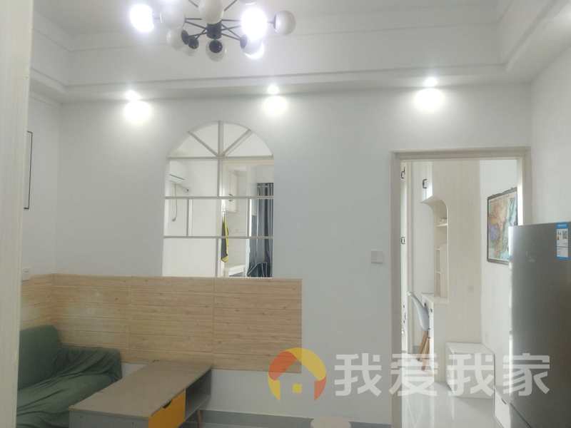银亿上尚城五-2期云锦 南北通透，采光好 装修好，环镜优美 视野好，诚心出租