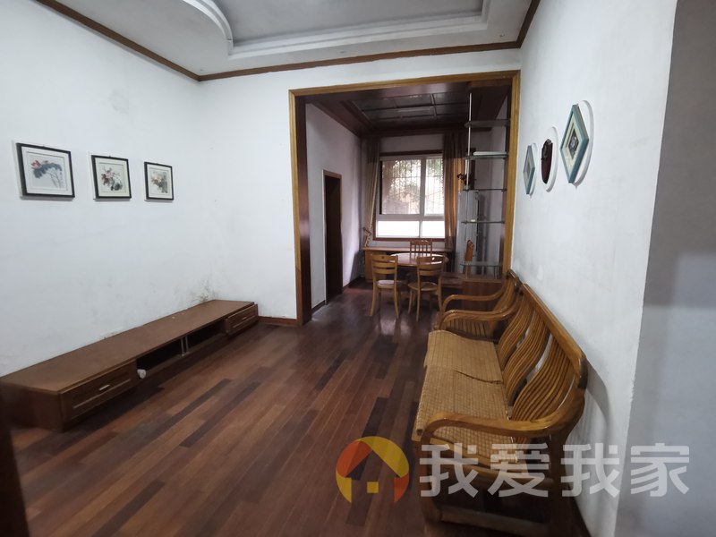 北京西路冶金大院 南北通透，采光好 装修好，环镜优美 近地铁 周边匹套完善，，出行方便