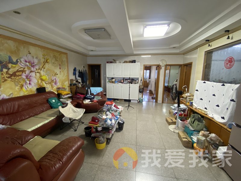 民德路 南北通透，采光好 装修好，环镜优美 近地铁 视野好，诚心出售