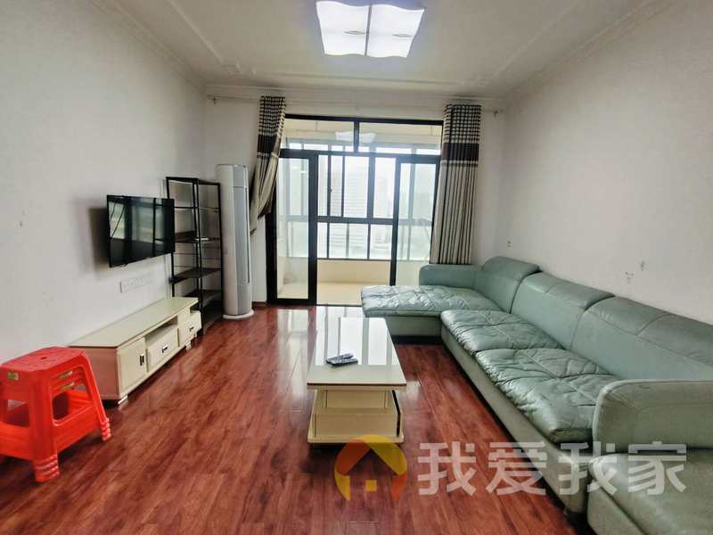 南昌我爱我家商城凤凰印象 南北通透，采光好 装修好，环镜优美 中间楼层