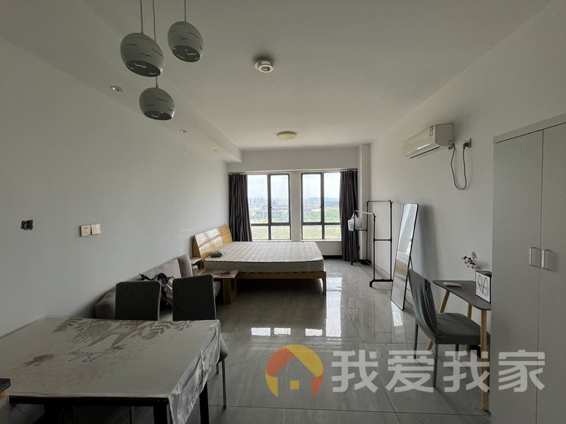 南昌我爱我家华南城一期九珑府 南北通透，采光好 中间楼层