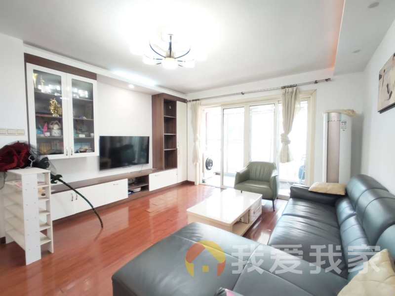 万达星城西区揽月庭 南北通透  带露台 电梯 看房方便视野好