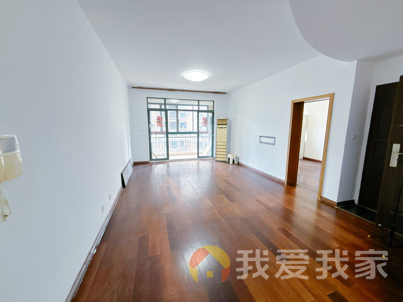 滨江豪园 南北通透，采光好 近地铁 周边匹套完善，，出行方便
