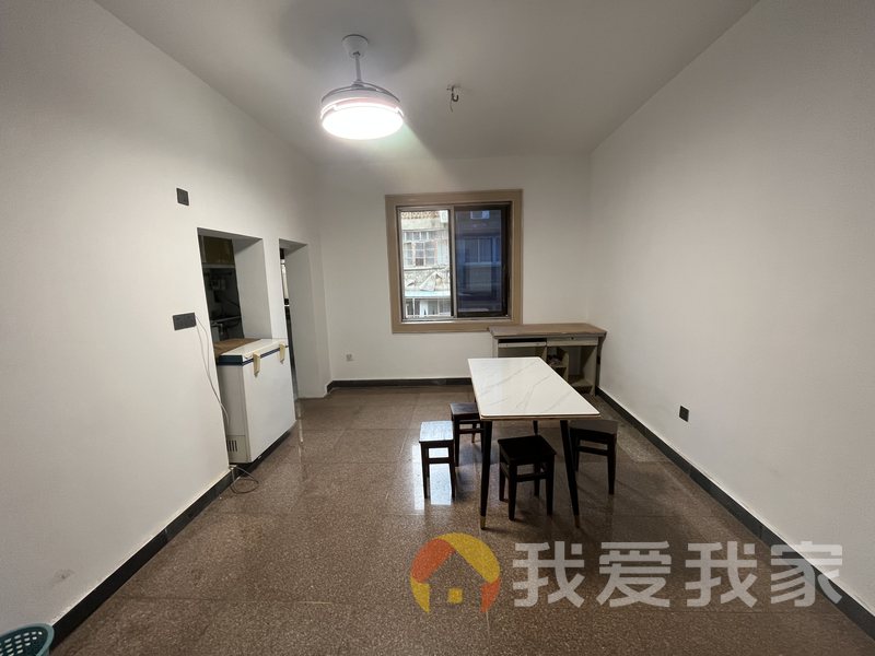 阳明路313号十中宿舍 南北通透，采光好 近地铁 视野好，诚心出售