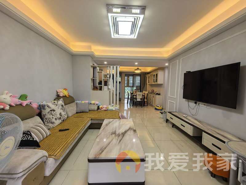 南昌我爱我家南部美的城 南北通透，采光好 装修好，环镜优美 周边匹套完善，，出行方便