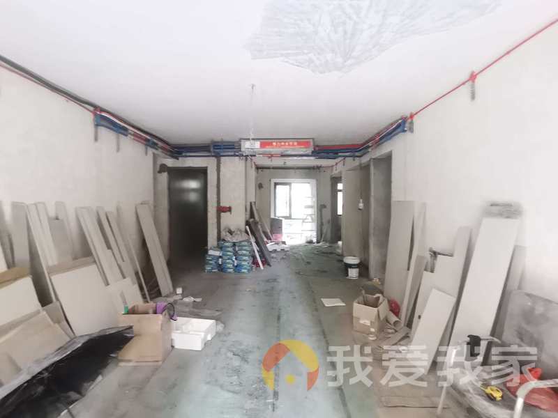 万科城四期城果 洋房上下3层南面院子。