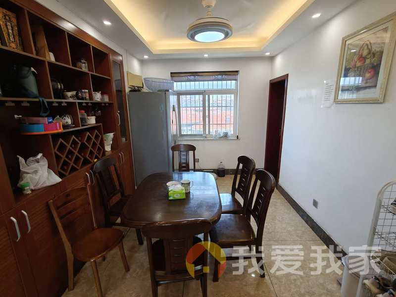南昌我爱我家莱茵半岛花园 南北通透，采光好 装修好，环镜优美 近地铁 视野好，诚心出售