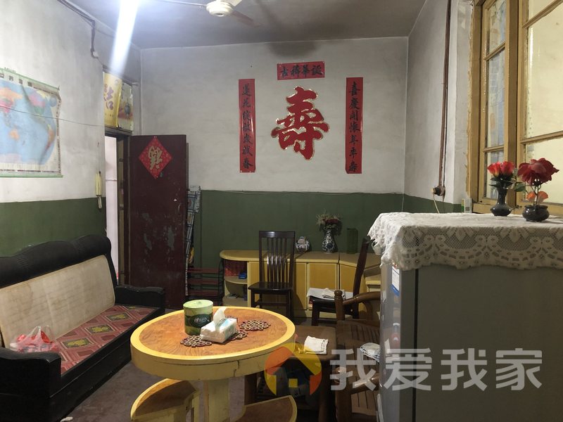 师大南路 南北通透，采光好 近地铁 视野好，诚心出售