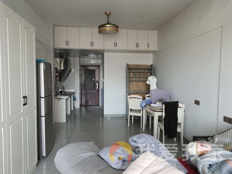 丽晶广场（丽晶V 公馆） 南北通透，采光好 装修好，环镜优美 近地铁 中间楼层