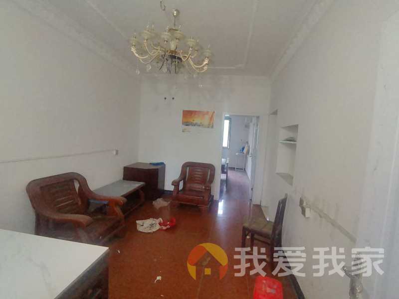 铁路二村 南北通透，采光好 装修好，环镜优美 视野好，诚心出售