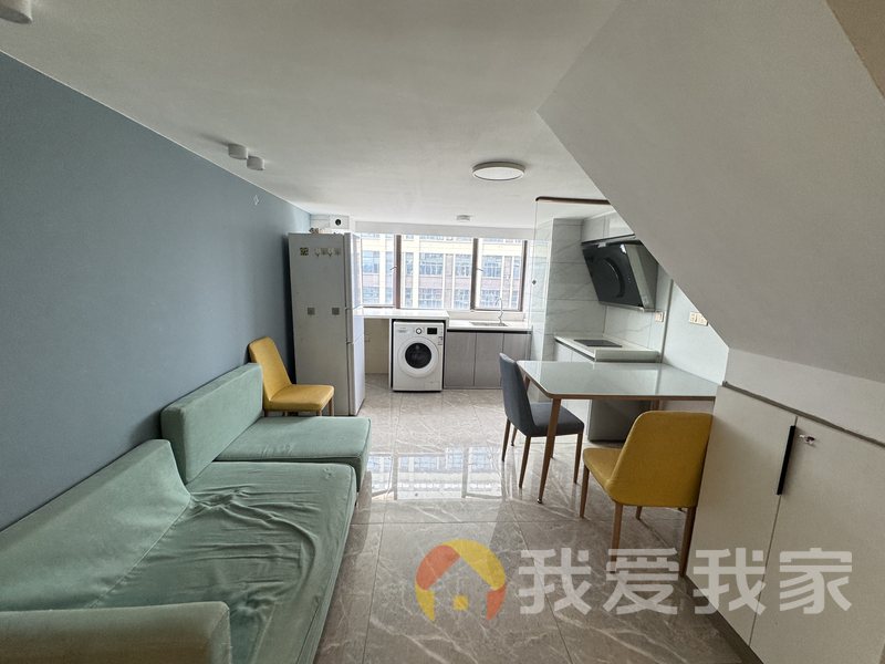 保惠蜂鸟（保惠新天地） 装修好，环镜优美 近地铁 视野好，诚心出租