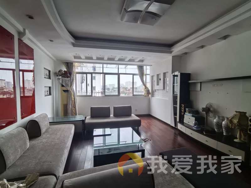 德内谌家巷 南北通透，采光好 近地铁 视野好，诚心出售