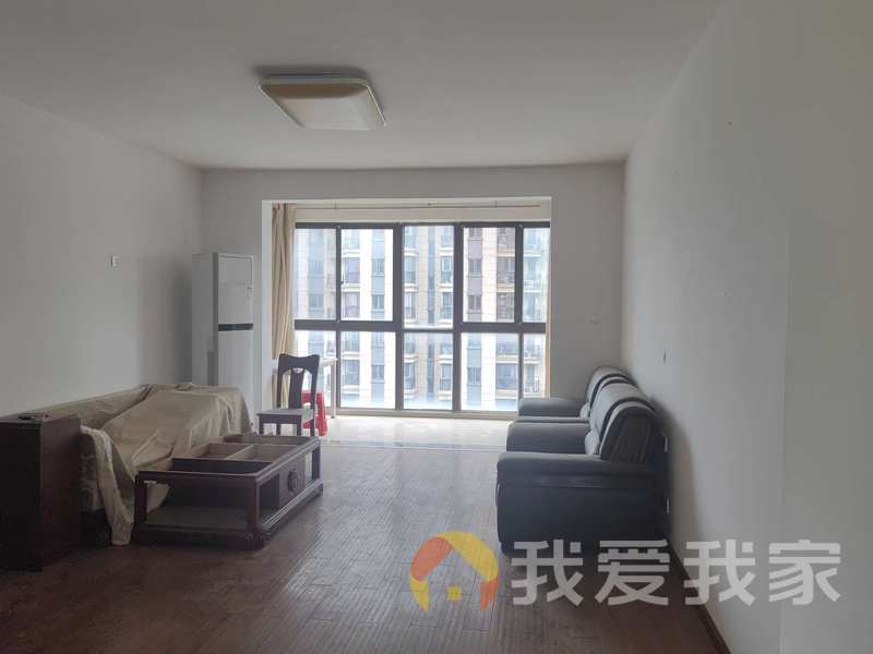 艾水清园 南北通透，采光好 装修好，环镜优美 近地铁 中间楼层
