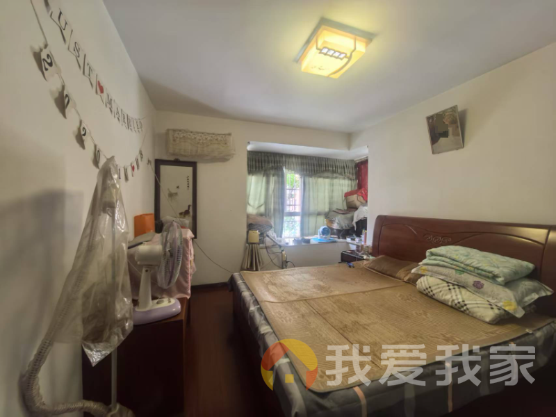阳光家园C区 南北通透，采光好 视野好，诚心出售