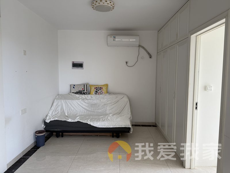 星洲国际 装修好，环镜优美 视野好，诚心出租
