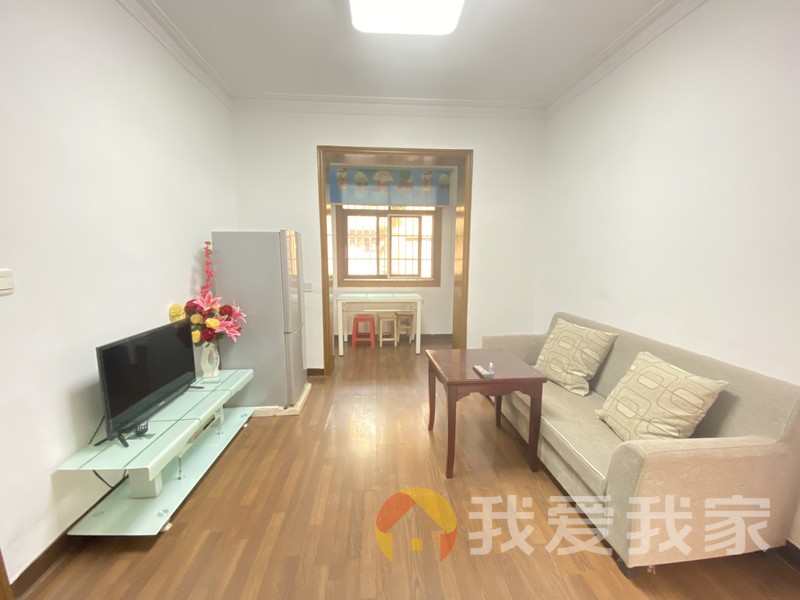 青山支路26号光明小区(发电厂宿舍) 南北通透，采光好 视野好，诚心出租