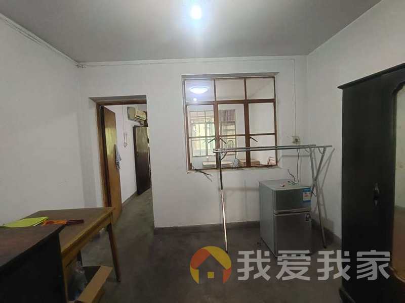 红谷滩丰和大道龙腾小区 南北通透，采光好 近地铁 视野好，诚心出售