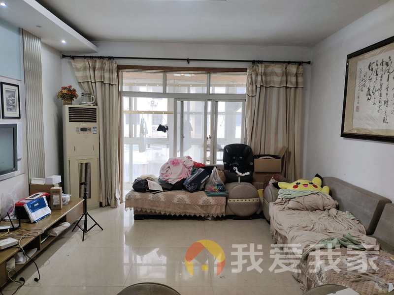 水印都市 南北通透，采光好 装修好，环镜优美 视野好，诚心出租