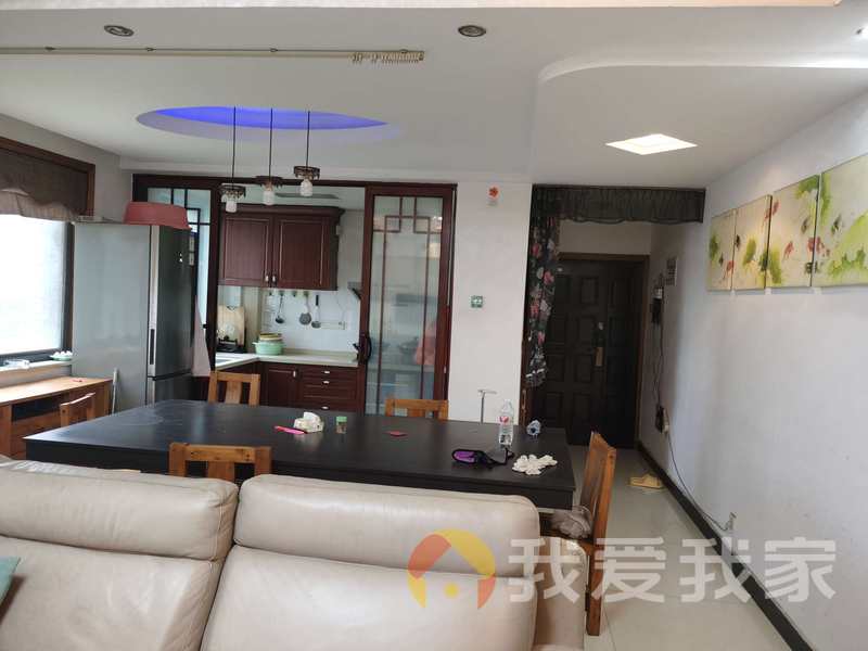 中大紫都二期 南北通透，采光好 装修好，环镜优美 近地铁 中间楼层