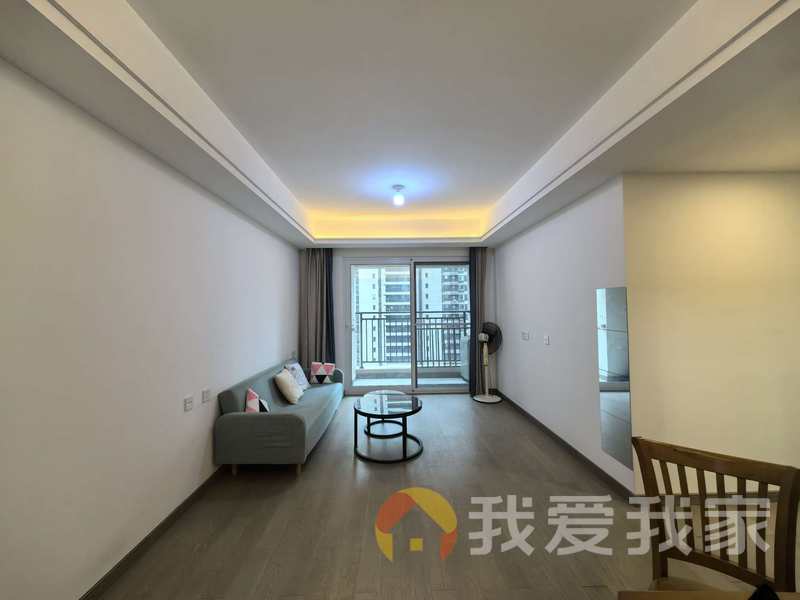 万科天空之城北区（二期） 南北通透，采光好 装修好，环镜优美 中间楼层