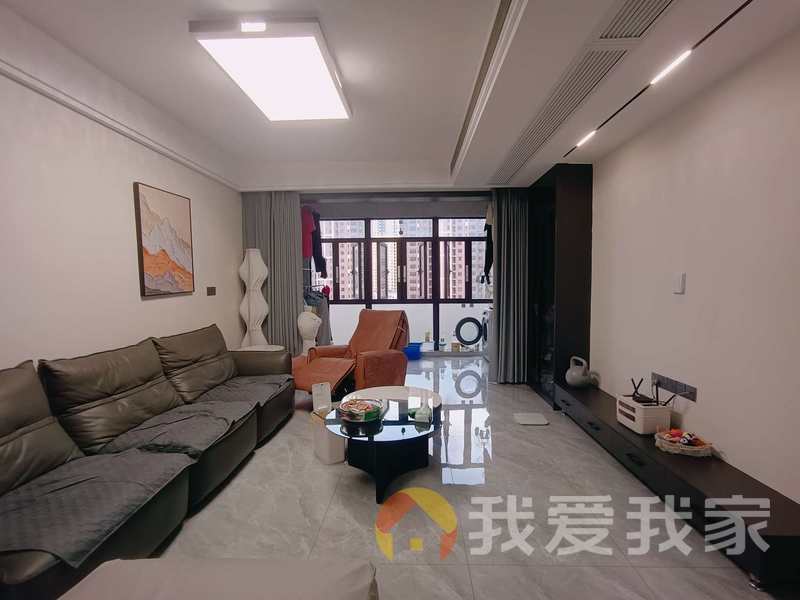 南昌我爱我家汇仁阳光花园一期 南北通透，采光好 装修好，环镜优美 近地铁 中间楼层