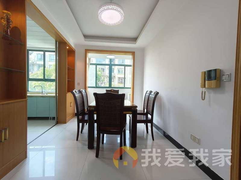 时代名居 南北通透，采光好 装修好，环镜优美 视野好，诚心出售