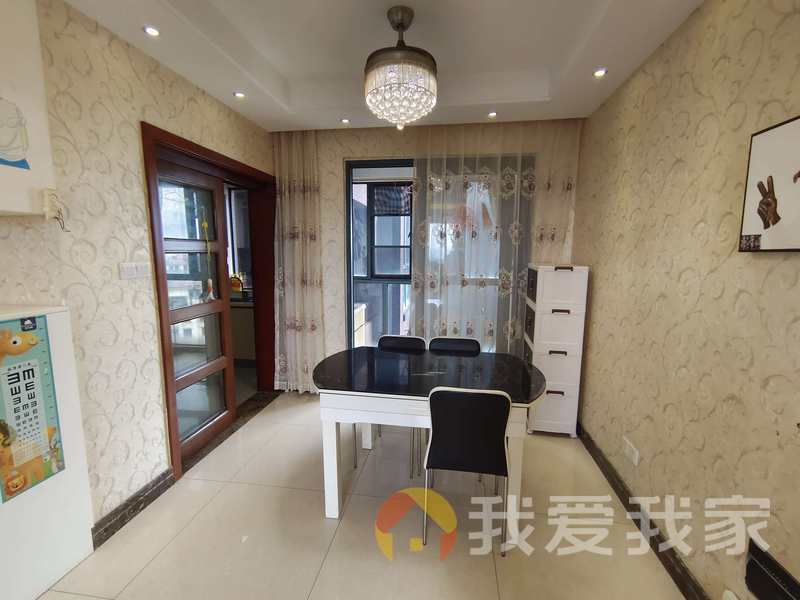 天沐君湖（天沐观湖国际名邸） 南北通透，采光好 装修好，环镜优美 中间楼层