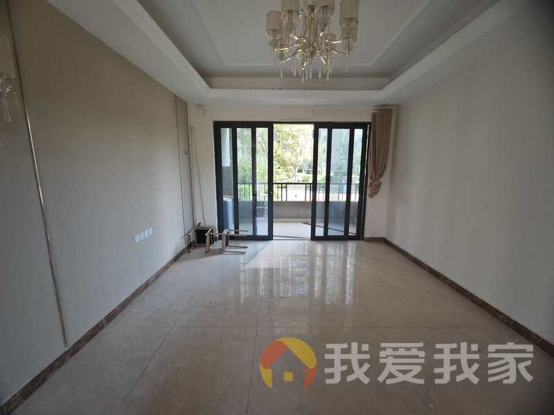 恒大悦龙台 南北通透，采光好 装修好，环镜优美 周边匹套完善，，出行方便