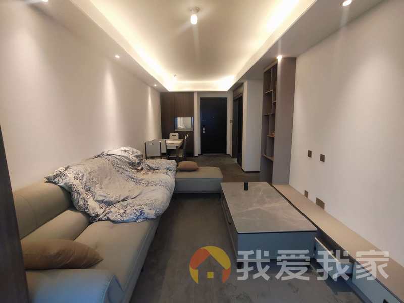 南昌我爱我家龙湖景粼天著 南北通透，采光好 装修好，环镜优美 视野好，诚心出售