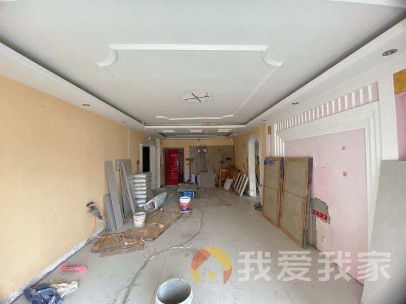 万达星城锦星苑 南北通透，采光好 装修好，环镜优美 近地铁 中间楼层