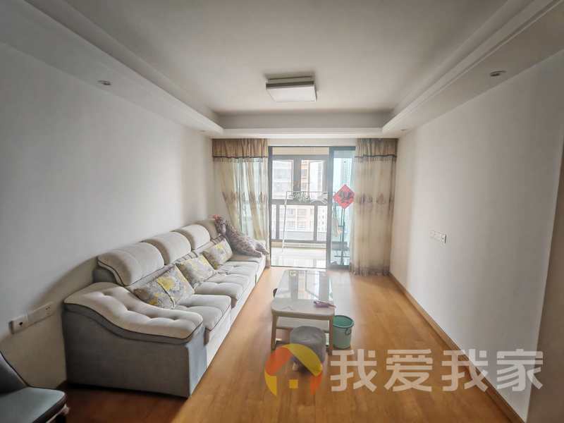 新力琥珀园一期 南北通透，采光好 中间楼层