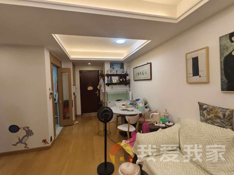 南昌我爱我家万科璞悦里（江中御墅）二期 南北通透，采光好 装修好，环镜优美 中间楼层